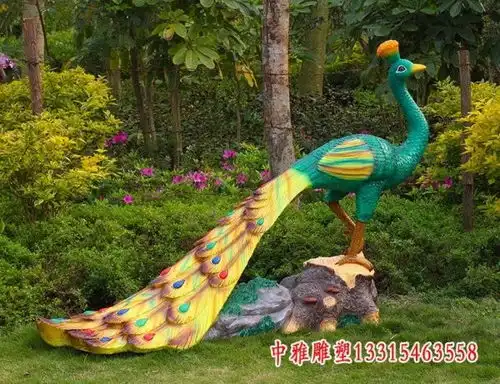  玻璃钢孔雀泰安玻璃钢动物孔雀雕塑订制