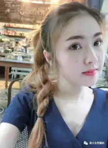  李沁这么好看自拍起来简直一言难尽