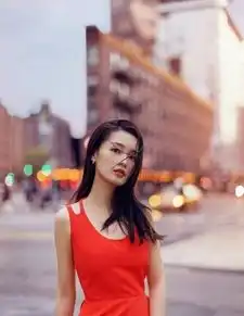  明星演绎中国红,气质气场都不差