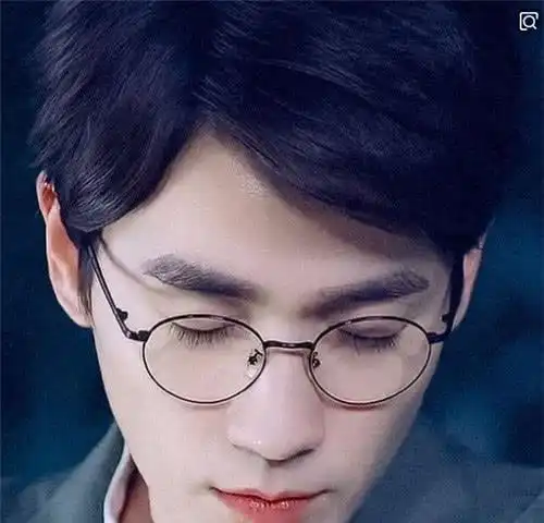  蔡徐坤朱一龙易烊千玺超话竞争激烈蔡徐坤超话登顶有猫腻
