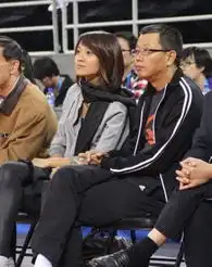  宋柯为朱丹举行私人派对庆生传在美国购置婚房