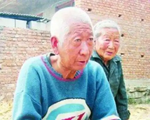  2012年,河北41岁硕士回家种地,父亲绝望服药自杀,后来怎样了
