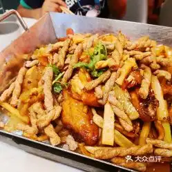  小城外婆肴私房菜上地店的屌丝麻辣虾翅锅好不好吃用户评价口味怎么样北京美食屌丝麻辣虾翅锅实拍图片大众点评