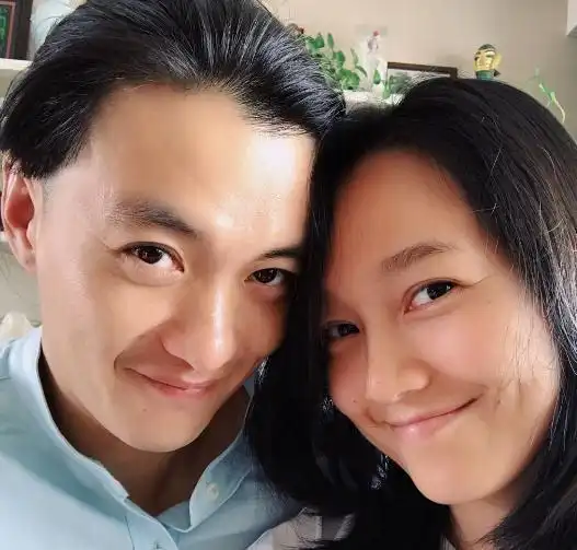 朱丹微博的头像情侣