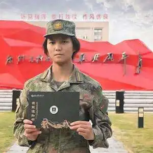  张桂梅的学生考上了军校,还勇夺三冠王