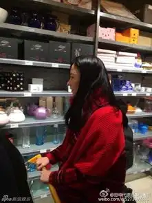  张柏芝母子逛超市被拍quintus坐购物车可爱