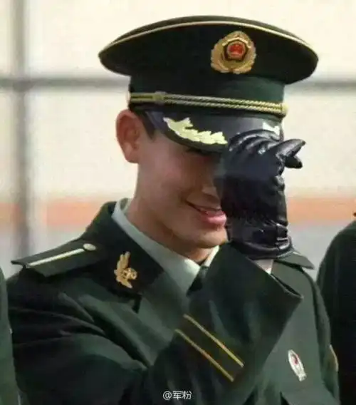 最帅军人头像图片大全中