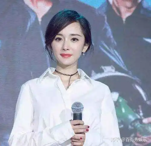  明星素颜妆后差太多迪丽热巴依旧成女神,鹿晗杨幂纷纷躺枪