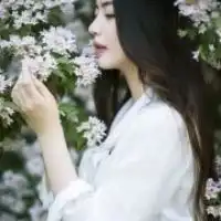 致郁风格头像蒋东霖