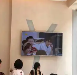  组图王俊凯父母奶茶店开张电视播放中餐厅墙上挂满照片