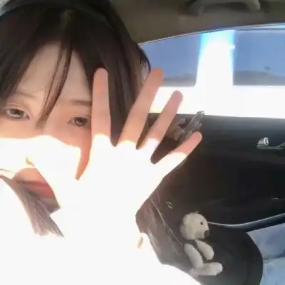  祁宋魅力真人小众风格女生头像