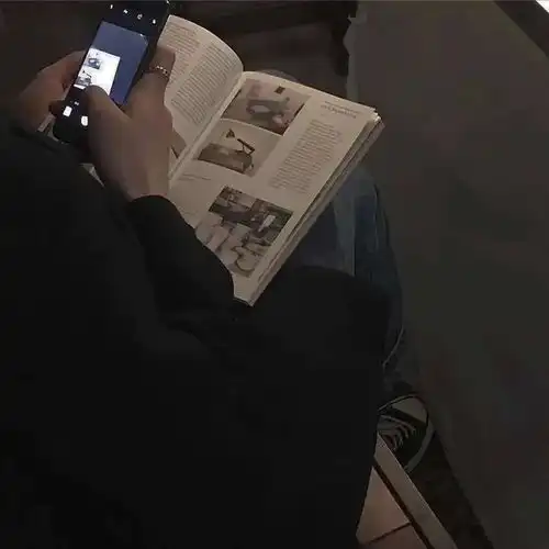 网易云透明头像热评