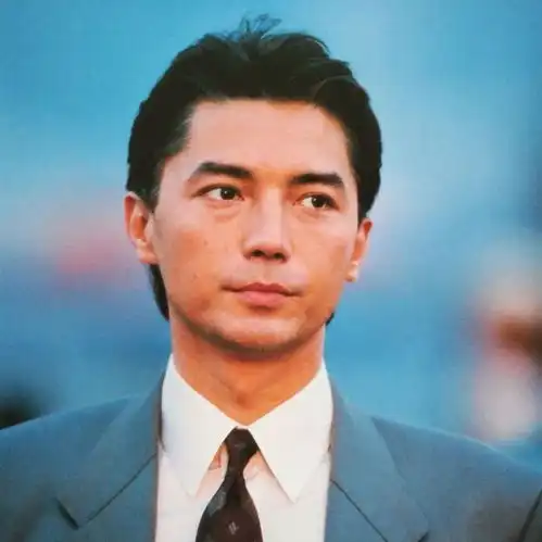  有没有尊龙的高清图片