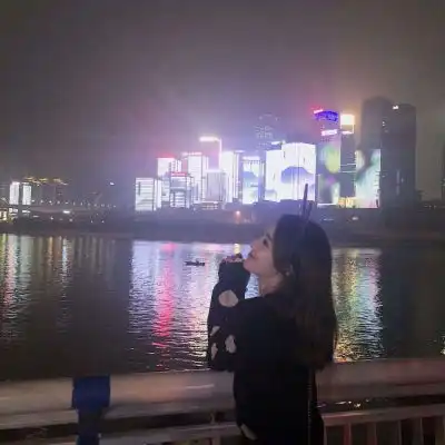  2019最新微信头像女生好看个性全部是美女
