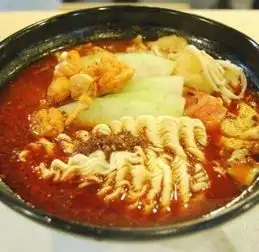 关于超越的头像麻辣烫