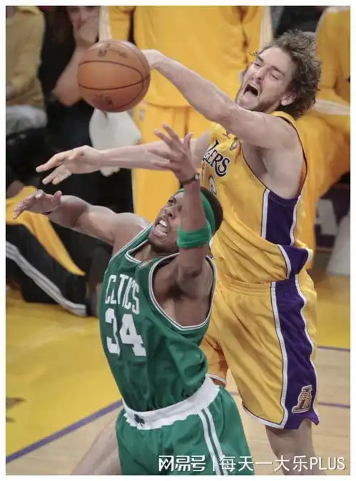  nba历史76大巨星二96黄金一代科比艾弗森雷阿伦领衔