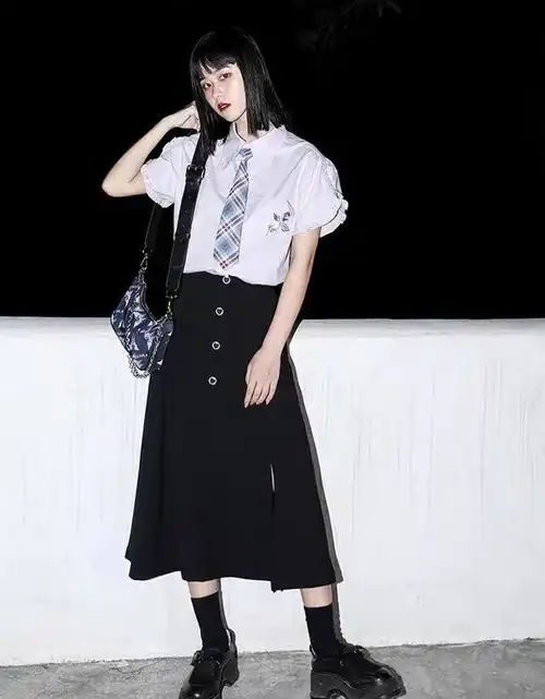  喜欢叠穿的小仙女,这几种叠的方法一定要学会让你秒变女神