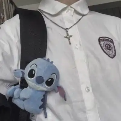  基友头像真人部位一左一右两张
