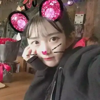  爱哭鬼我很感性也重感情我很怪qq女生头像我要个性网