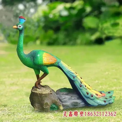  花园林大号仿真孔雀玻璃钢动物雕塑衡水孔雀树脂雕塑制作厂家
