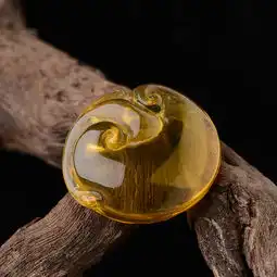  历经数千万年的琥珀,是大自然赐予的宝物