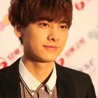  帅气李易峰qq头像国民校草李易峰