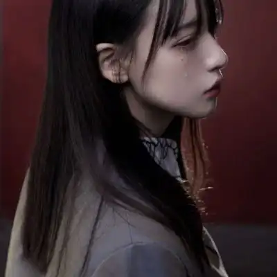  伤感头像女冷淡孤独2020新款伤感女头像高清