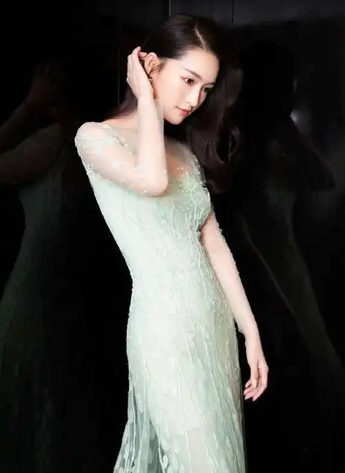  如果女明星最美榜投票,前三名我就投给她们三个了
