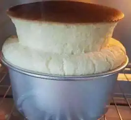  烘焙培训老师传授高成功率又简单的戚风蛋糕做法
