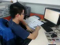  网友坐等收货ea3w私人定制奖品快递中