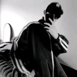  男生丧头像真人非常丧的男生头像