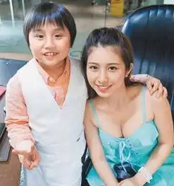  小小彬林妙可不似幼时可爱能慢点长大吗