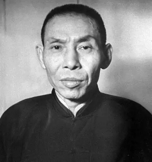 尊龙年轻图片高清头像傲