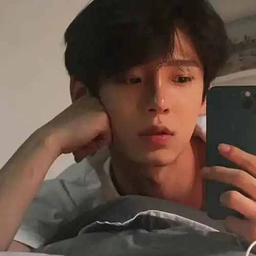  高质量小众男生头像