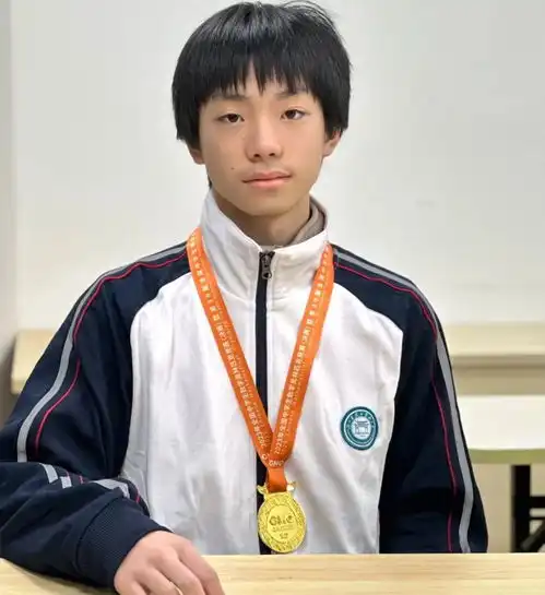 列五中学李易峰头像学道