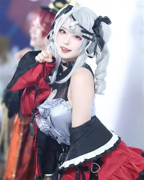  韩国美女cos妮姬胜利女神美图性感好身材展示