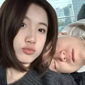  从上海到济南的异地恋高诗岩女友晒恩爱视频上个周末嘿嘿