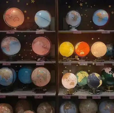  人类的灵魂会在科幻小说里团聚