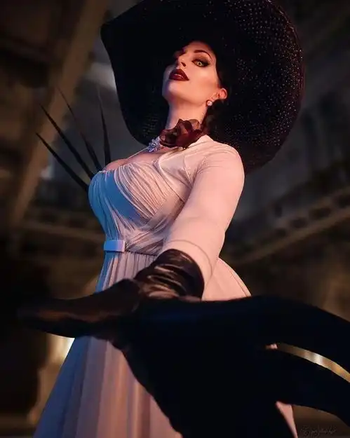  国外御姐cos猎天使魔女贝姐完美还原性感身材