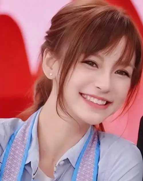  阿娇的大腿,撕碎了多少女明星的虚伪面具