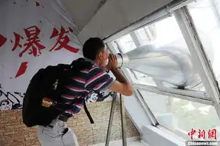  长沙打造减压节砸鸭梨打老板宣泄不满