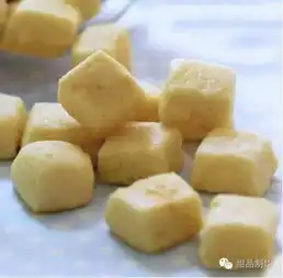  一口一个,奶味十足牛奶格子饼