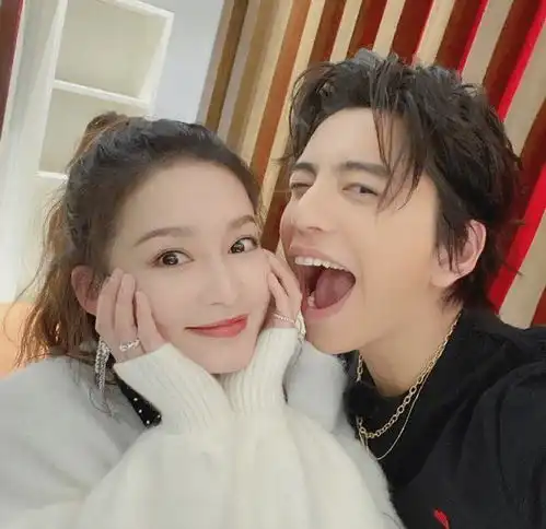 李沁最美最漂亮的头像马