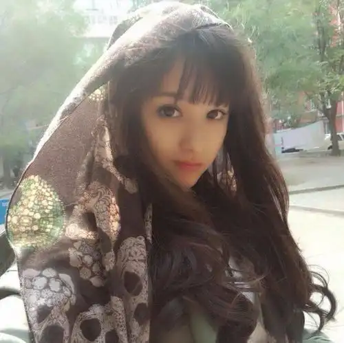  长相酷似杨幂,快女罗震环现状如何比刚出道更清纯可人