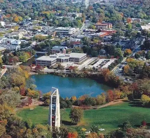 买学区房必看2018美国最佳学区排名出炉芝加哥瑞柏市位居榜首