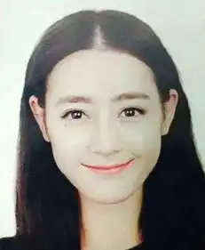  女星证件照大曝光,杨幂清纯热巴甜美,赵丽颖就过分了