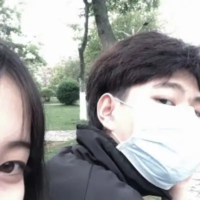  仙气十足的情侣头像子妤.