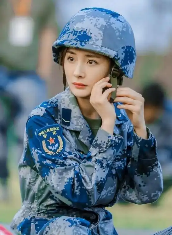  回看真正男子汉,杨幂小小身板可爱小脑袋,怎么这么娇憨