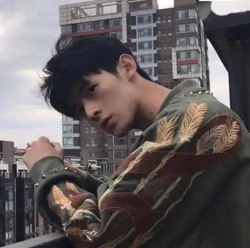  有一个从不哄人的男友是什么体验