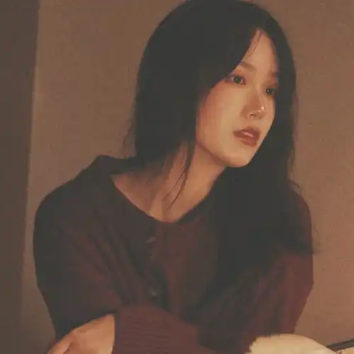 暗系女生头像